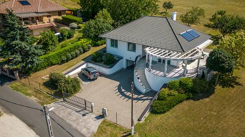 In Gyenesdiás, it is a two-story, well-maintained family house with a panoramic view of the lake Balaton for sale.