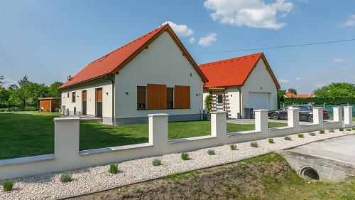 Neue Immobilien.  Neues exklusives Haus in Westungarn nahe der österreichischen Grenze mit deutscher Qualität gebaut und sensationellem Preis-/Leistungsverhältnis