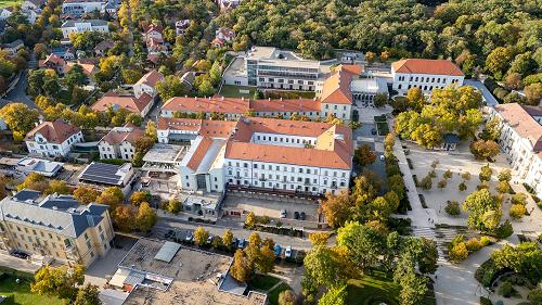 Nieruchomość Balaton, Nieruchomości handlowe.  