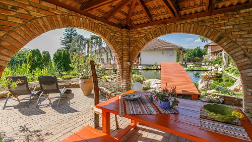  Legjobb ajánlat! Mediterrán villa gyönyörű lakóövezetben!
