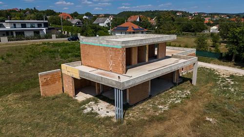 Newly built modern property for sale in the Lake Balaton neighbourhood.